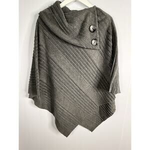 Le Moda Women's Grey Poncho Pleated Black Buttons One Size Fleece Pullover NEW